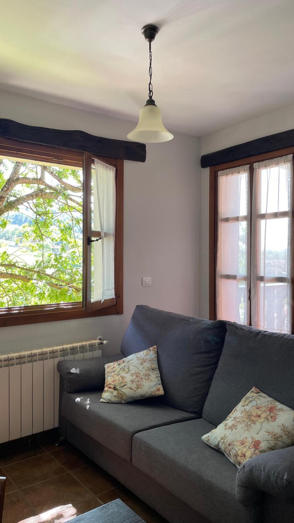 Apartamentos El Picoretu Mestas De Con Ngoại thất bức ảnh